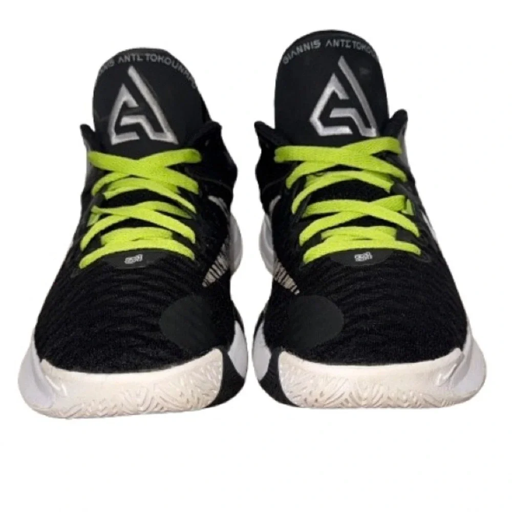 NIKE Zoom Freak 2 